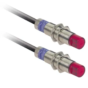 XU2M18MB230WR Фотоелектричні датчики XU, XU2, receiver, 90°, Sn 15 m, 24...240В AC/DC, кабель 2 m Фотоелектричні датчики XU, XU2, receiver, 90°, Sn 15 m, 24...240В AC/DC, кабель 2 m